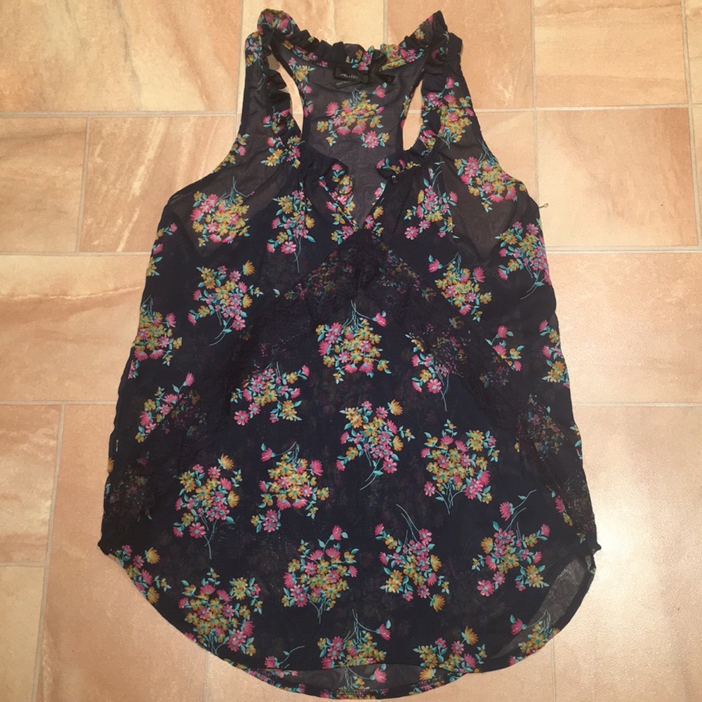 Floral tank